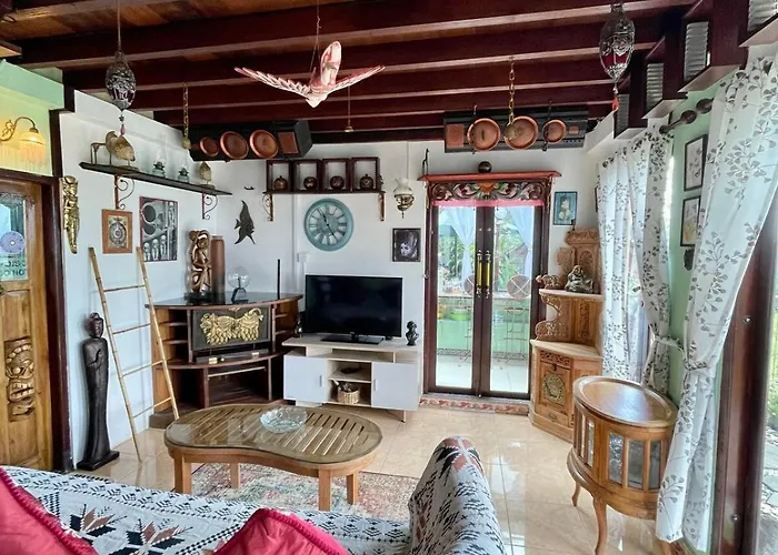 Cozy Private Vintage Near * Bedugul (Bali)